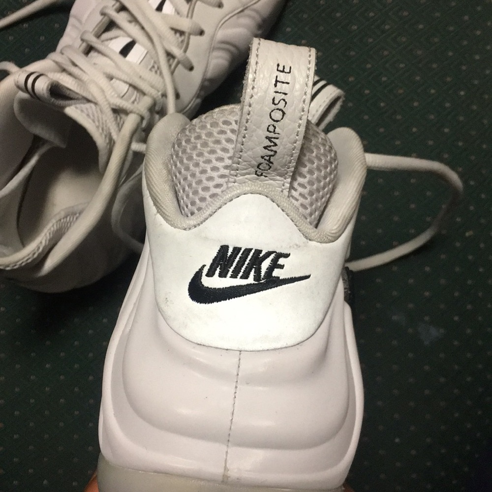 Size 13 foamposite nikes - Picture 2 of 3